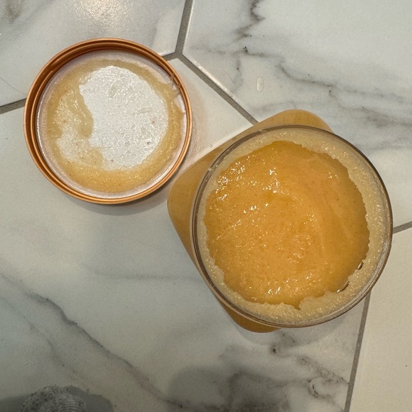 Tree Hut Tropic Glow - Picture 3 of 4